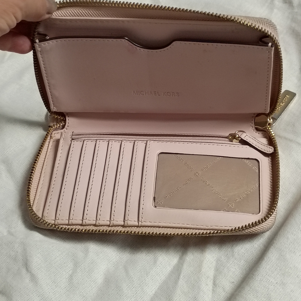 ❤️LOT 2 MICHAEL KORS Light Pink and Mela Green Clutch Wallets - Picture 11 of 12